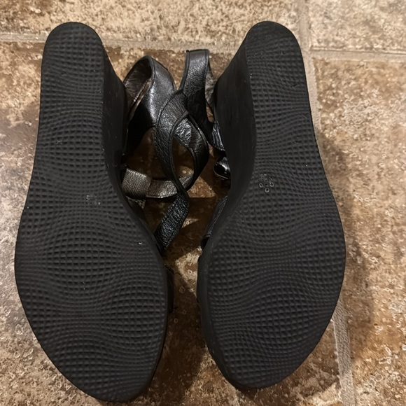 Cordani Bronze Women's Sandals and Cordani Silver Women’s Sandals - Picture 8 of 8